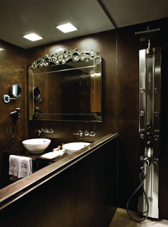 Deluxe Double or Twin Room with View