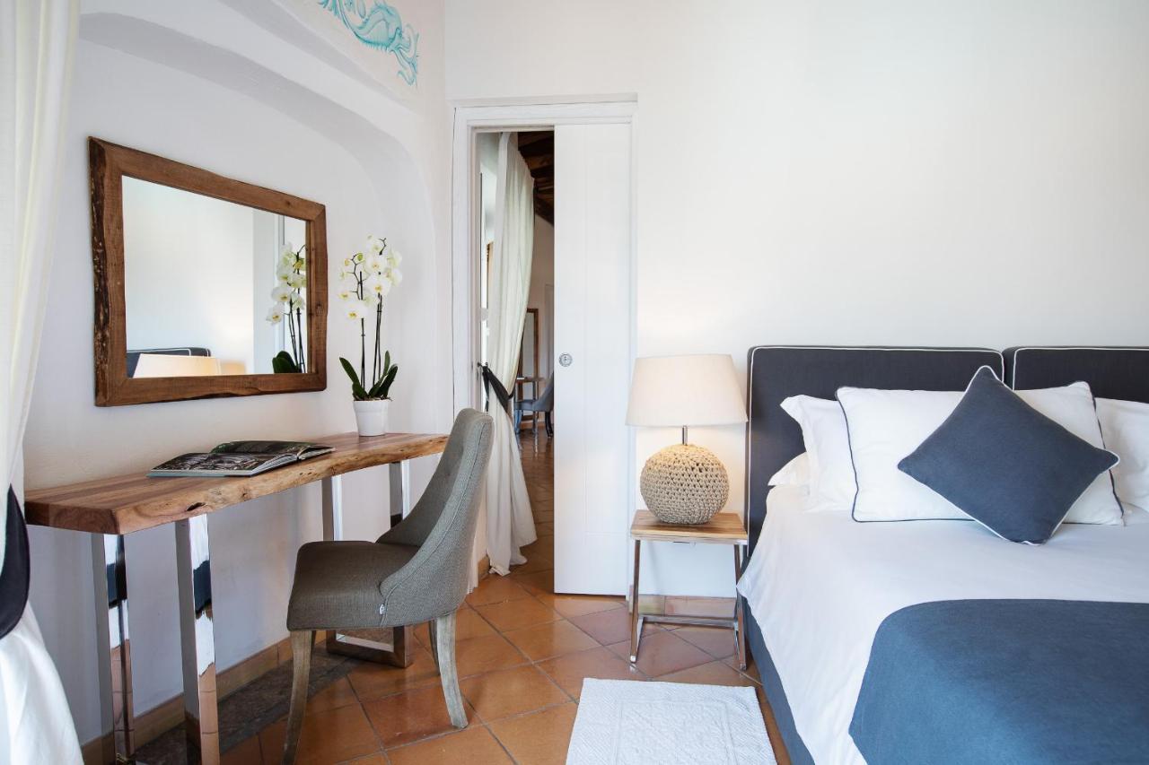 Superior King Suite