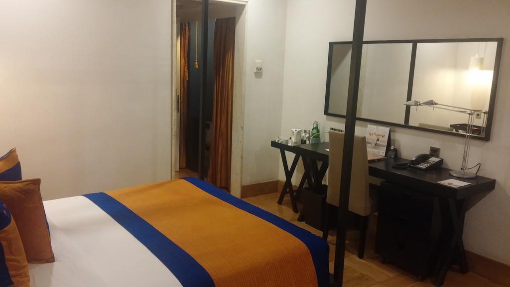 Deluxe Double Room Balcony Deluxe Double Room on F&B Happy Hours 11 on selected beverages from 5 to 9 PmSunday to Friday