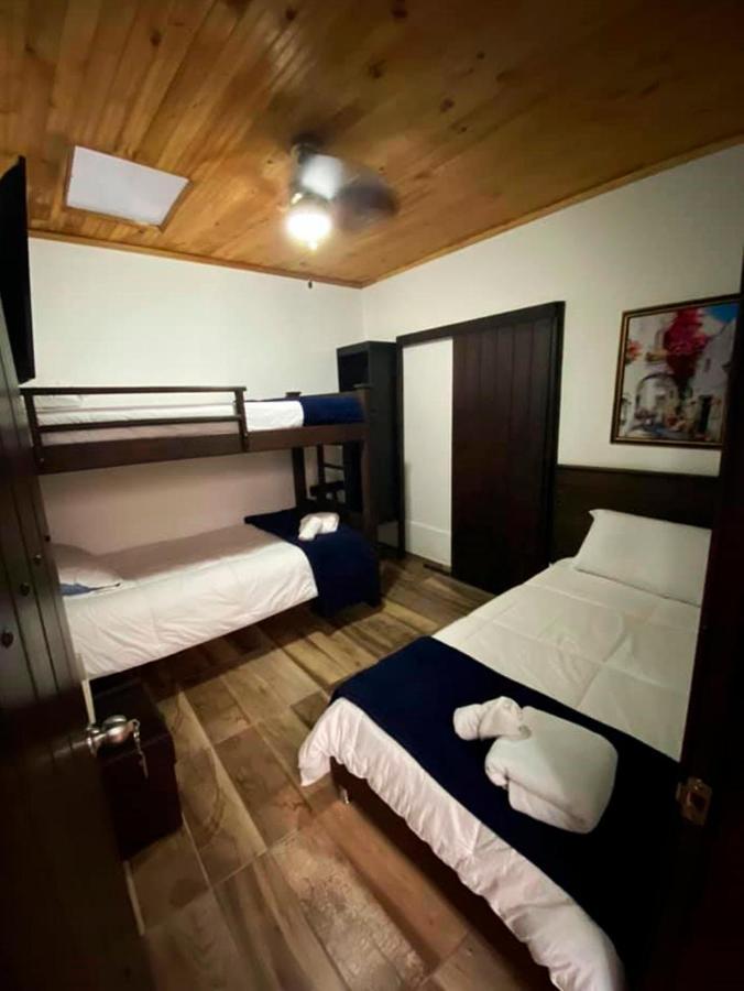 Habitación Triple con baño privado