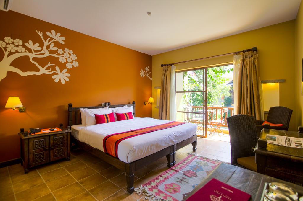 Deluxe Room with Balcony,447076878:JPEG