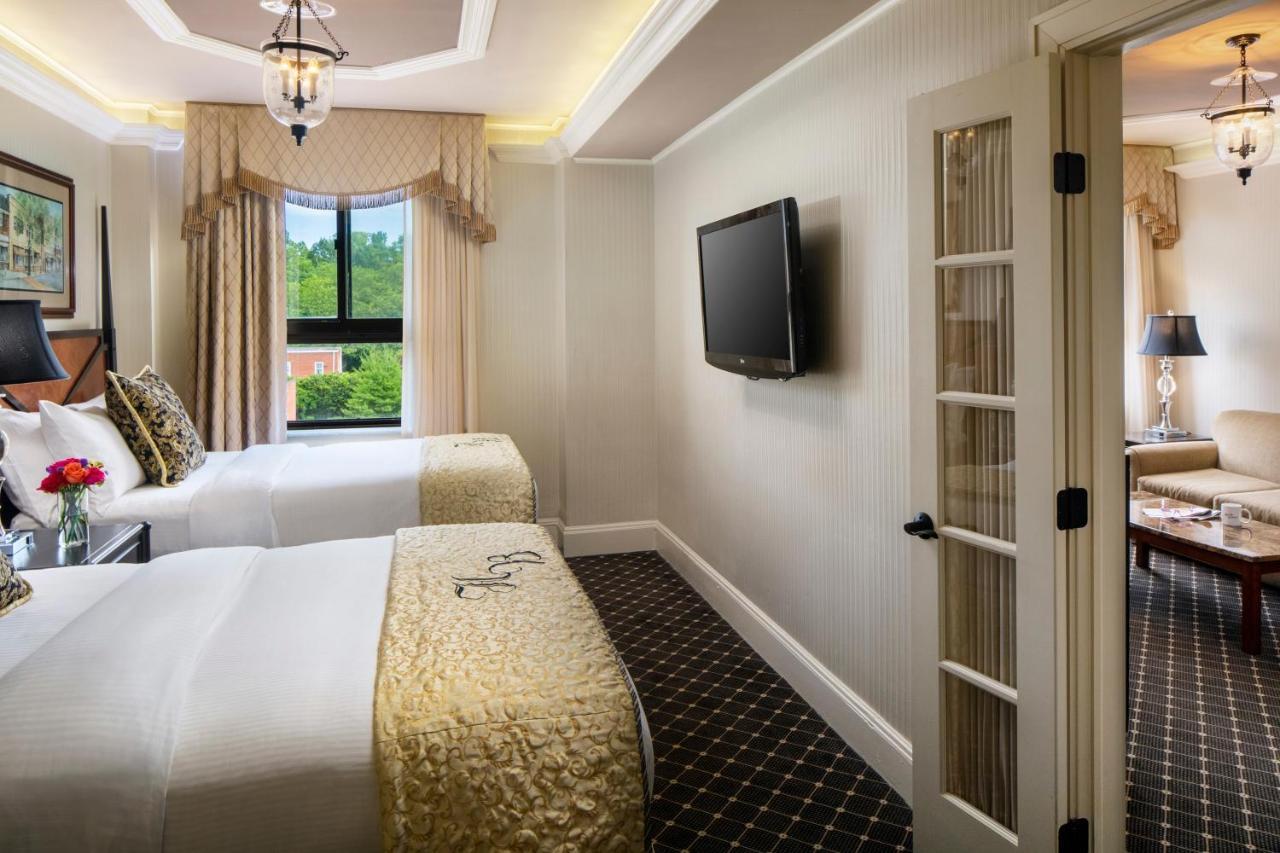 Deluxe Double Room Two Double Beds