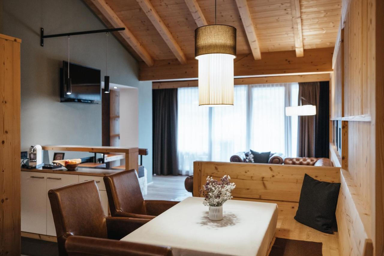 Deluxe Two-Bedroom Suite