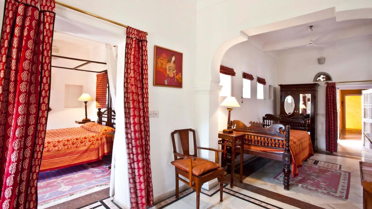 Heritage Splendour Room - Enjoy a 10% discount on spa, laundry, and vintage car services, alongside complimentary evening tea, guided fort tours, and morning yoga (7:00 AM – 8:00 AM)