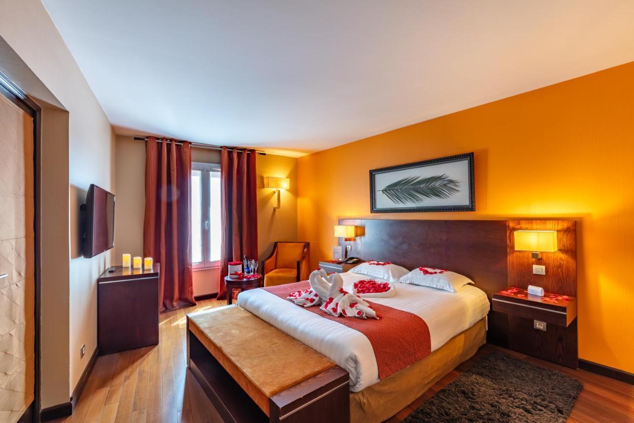 Family Two-Bedroom Suite