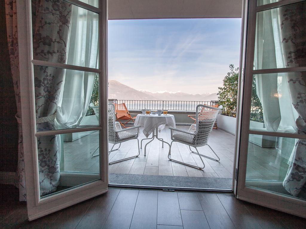 Deluxe Double or Twin Room with Lake View,697901145:JPEG