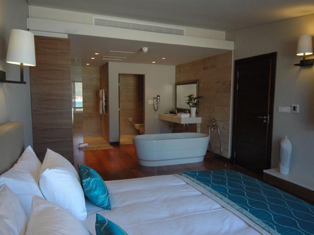 Penthouse Sea View Adults only,114943502:JPEG