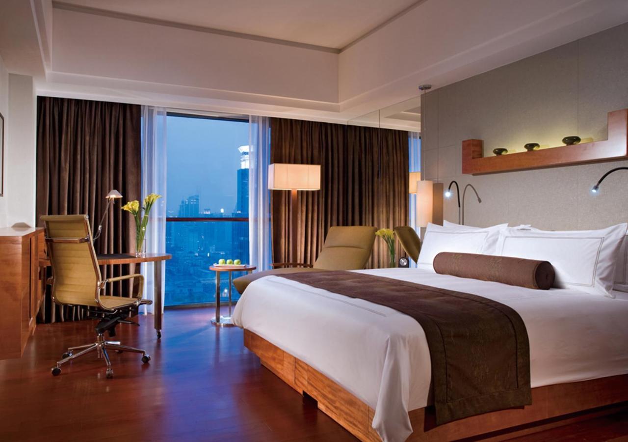 Swiss Executive King Room,1441101205:JPEG