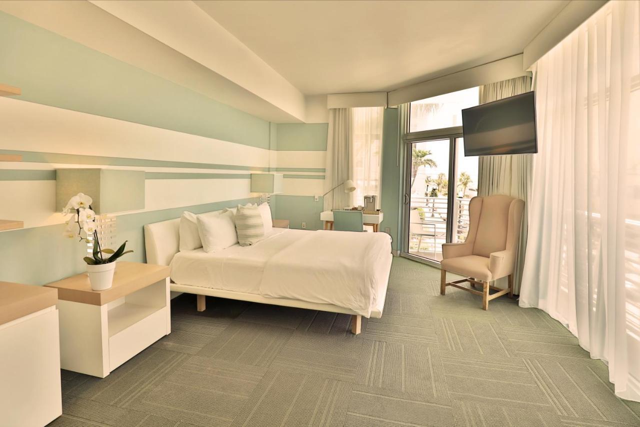 Grand Partial Ocean View King