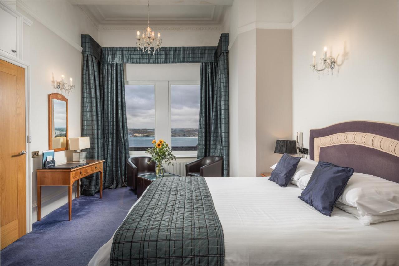 Classic Seaview Twin