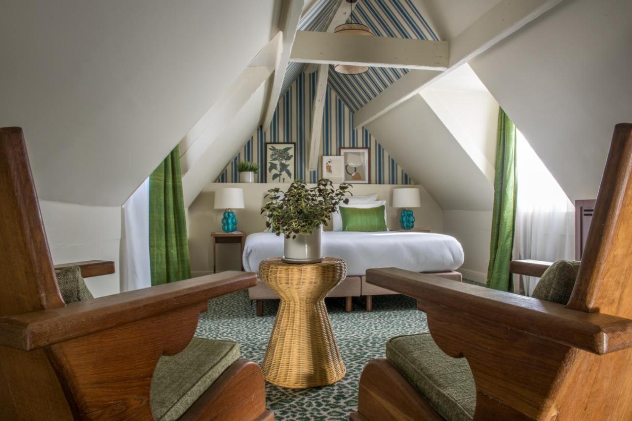 King Suite,1319605009:JPEG