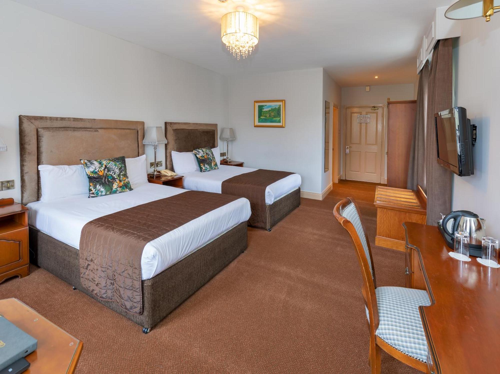 Classic Twin Room