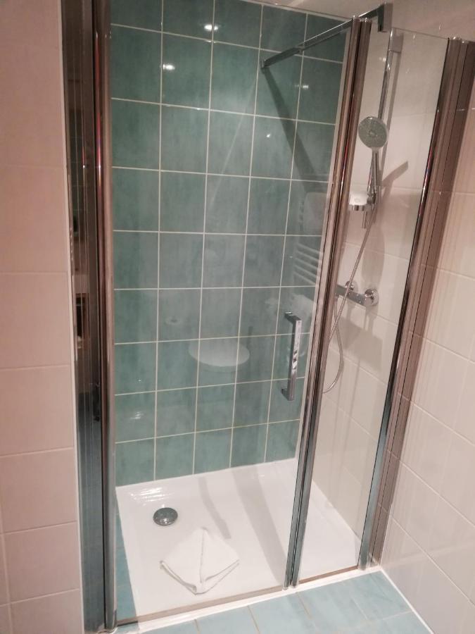 Standard Single Room,139121829:JPEG