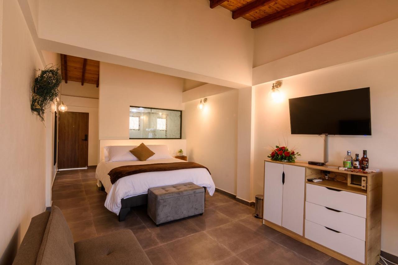 Deluxe Suite Balcony