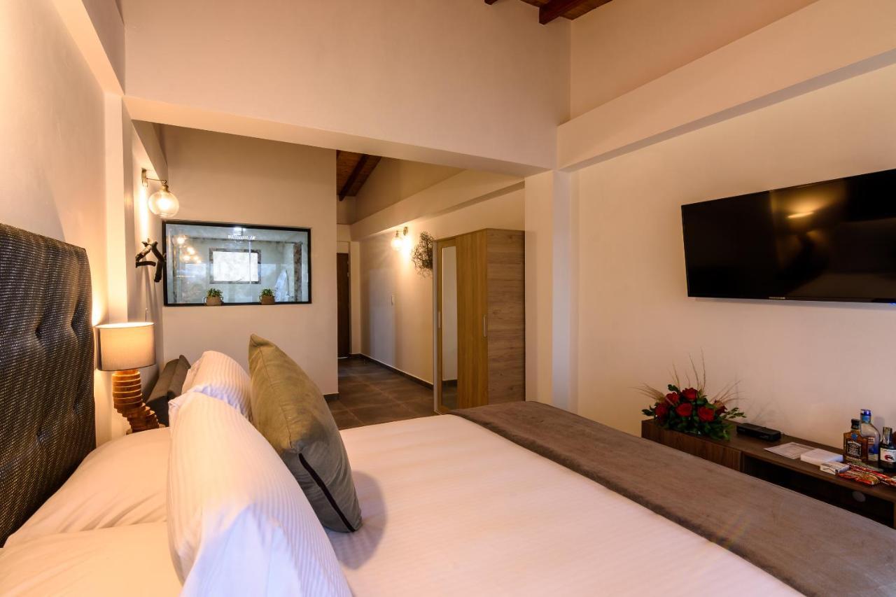 Deluxe Suite Balcony