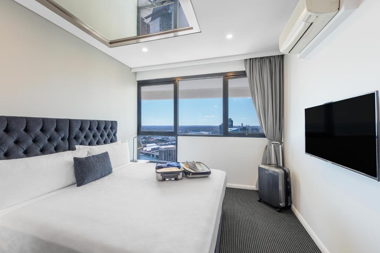 One-Bedroom Altitude Suite