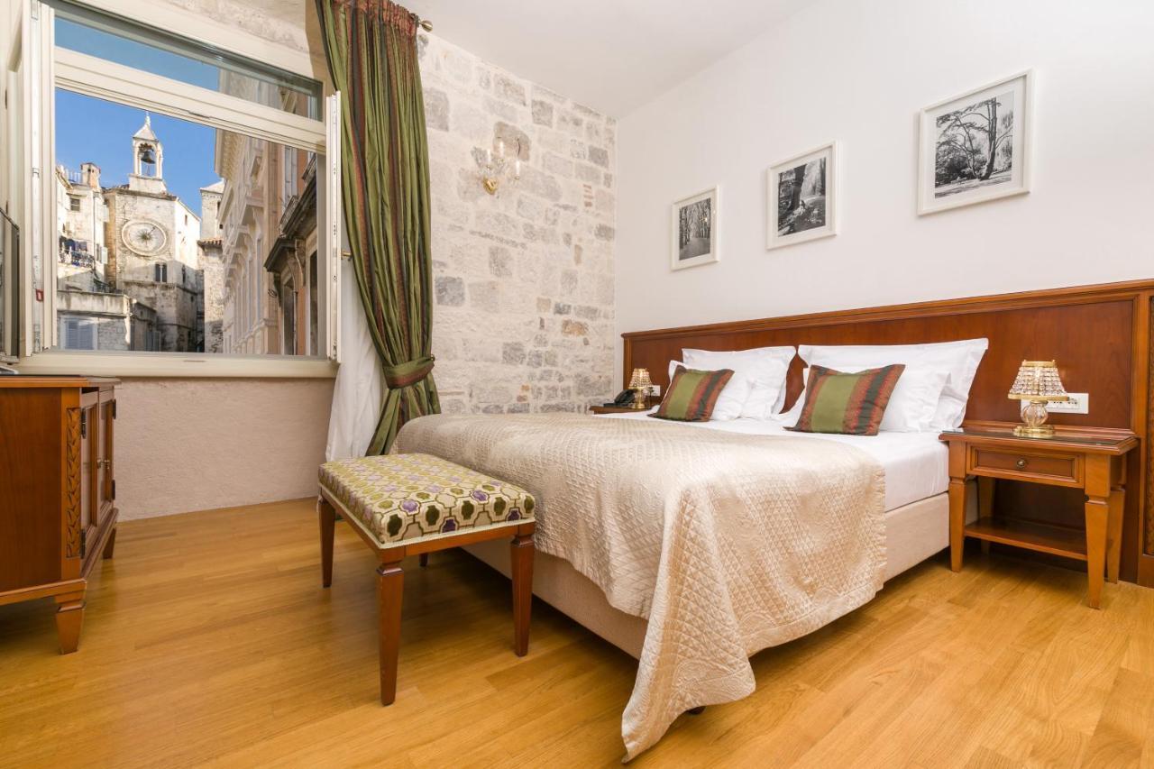 Deluxe Double Room Old Town View