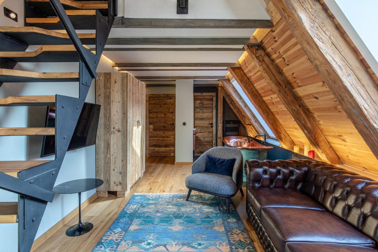 Superior King Suite