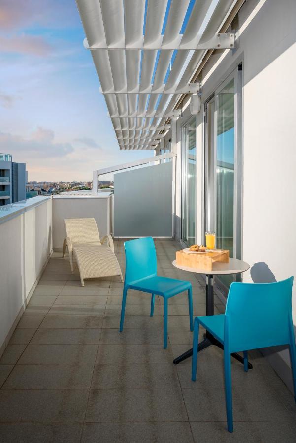 Junior Suite,1694534685:JPEG