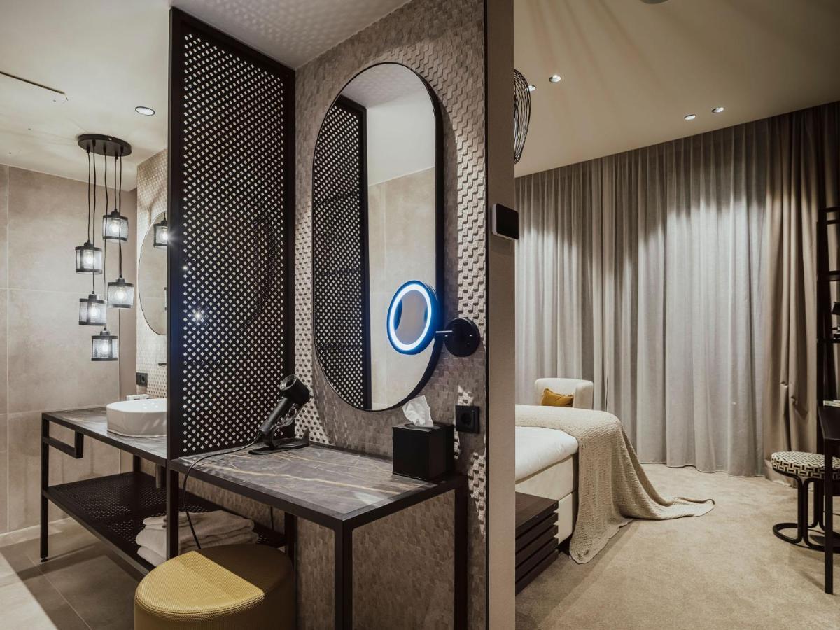 Deluxe Double Room Balcony