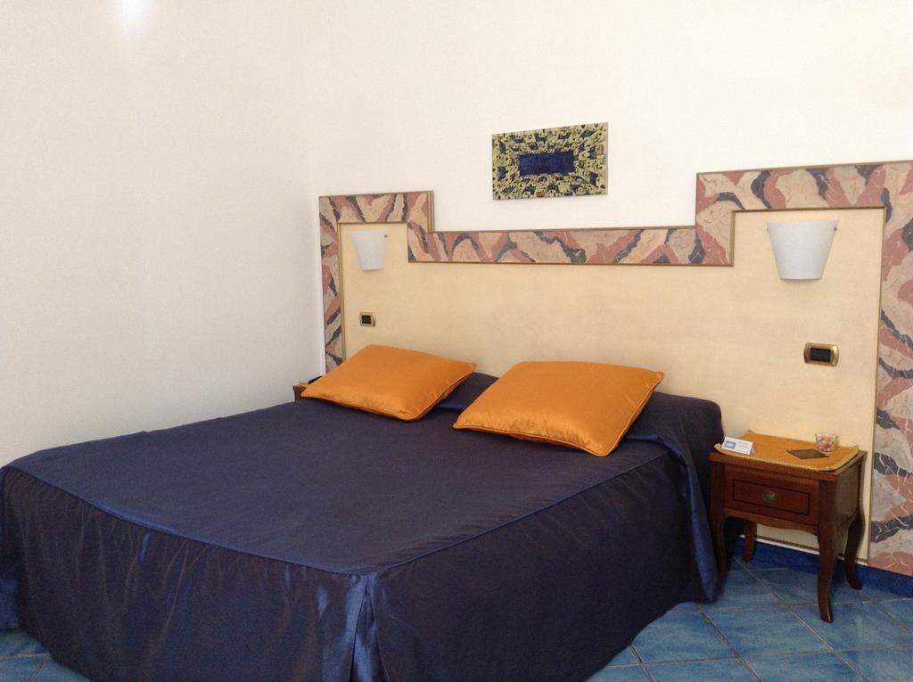 Junior Suite - Double Room,117694990:JPEG