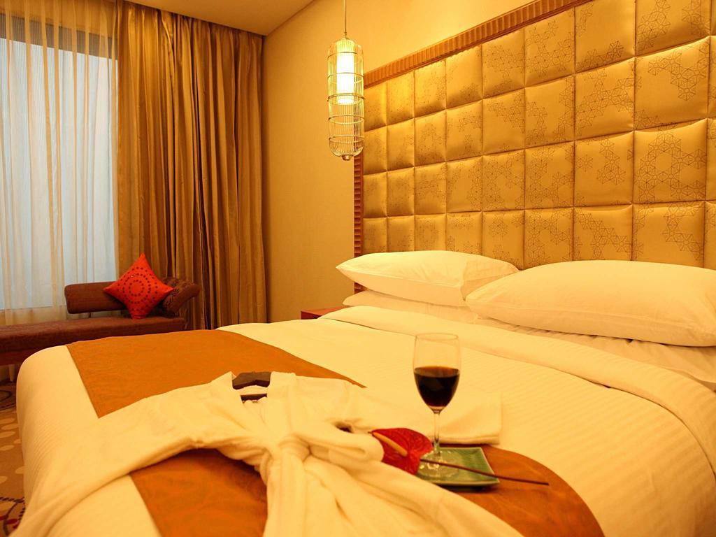 Deluxe Double or Twin Room Inclusive of Wi-Fi on food & soft beverages
