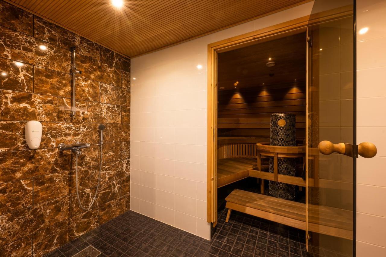 Suite with Balcony,1177133122:JPEG