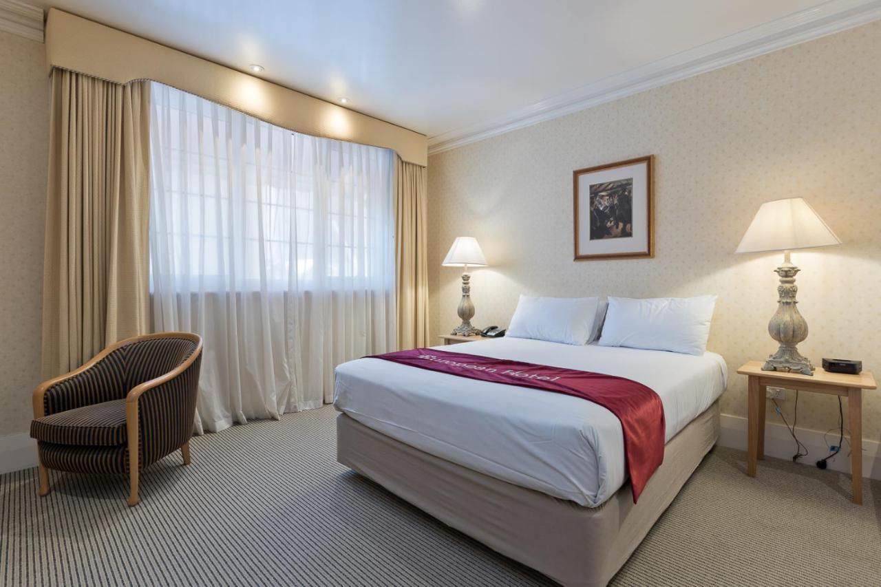 Superior Queen Room