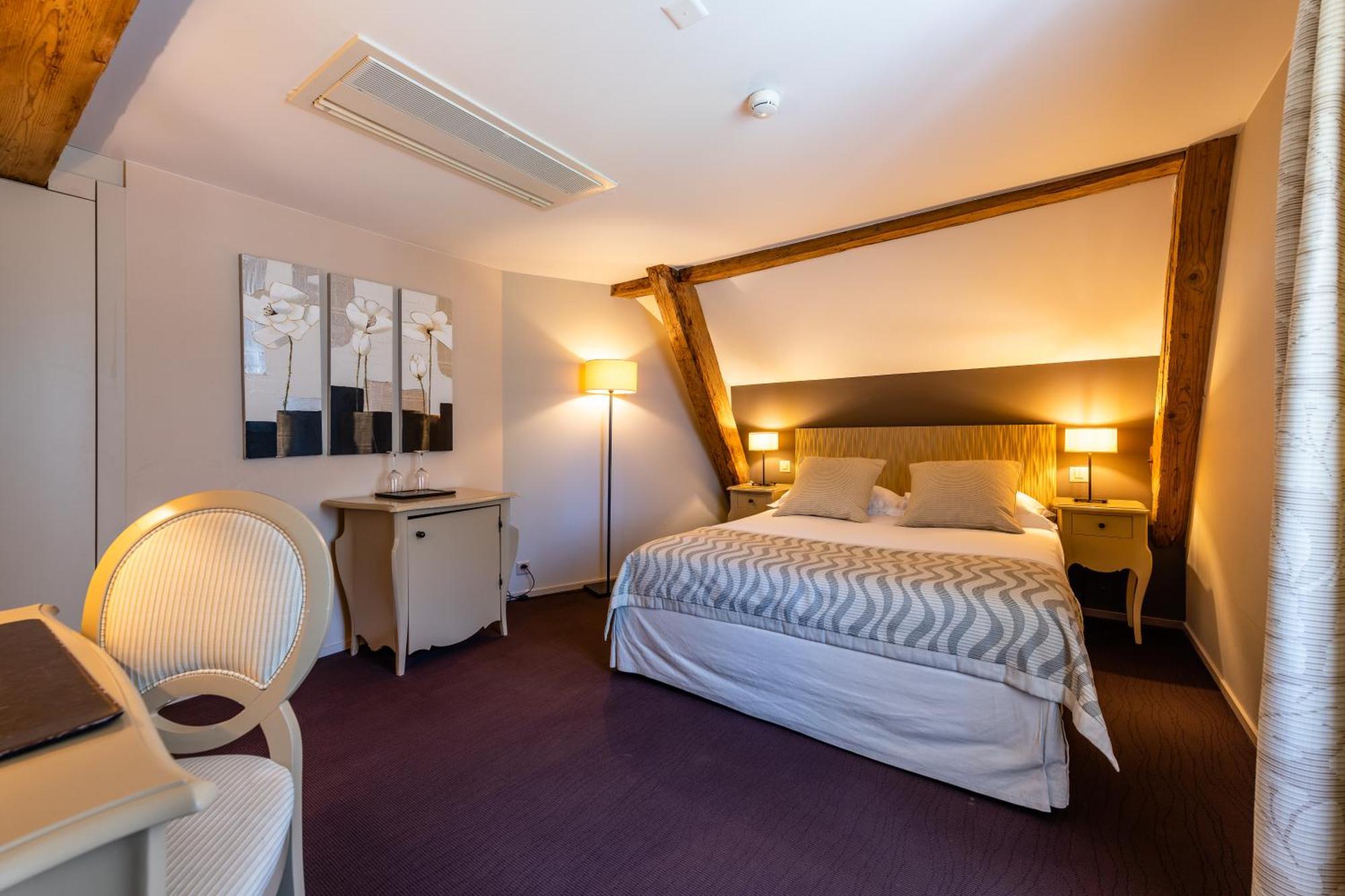 Classic Double Room
