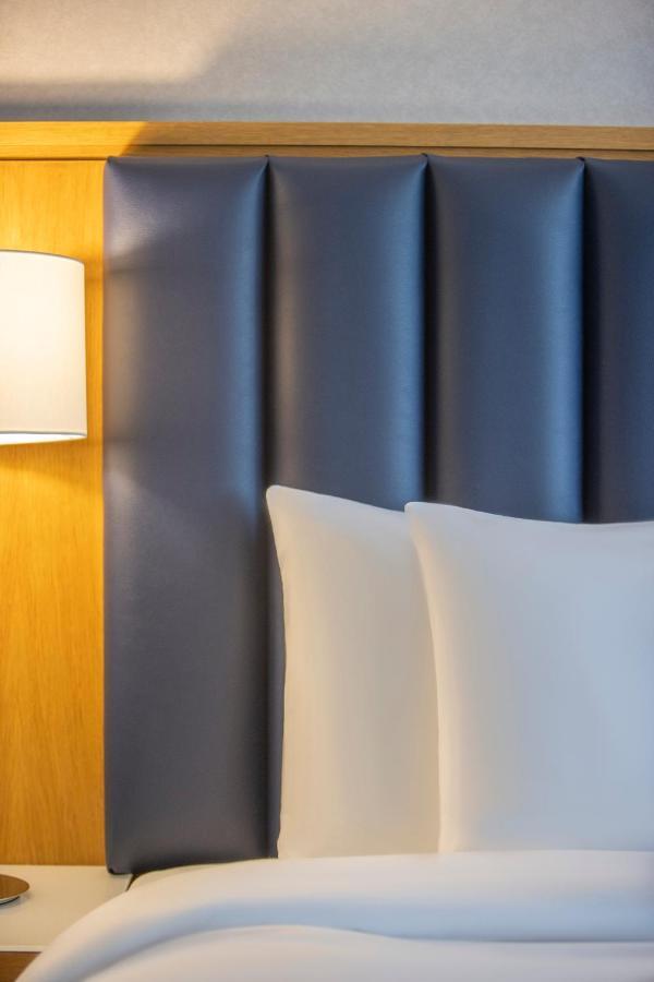 Standard Family Room,1209140032:JPEG