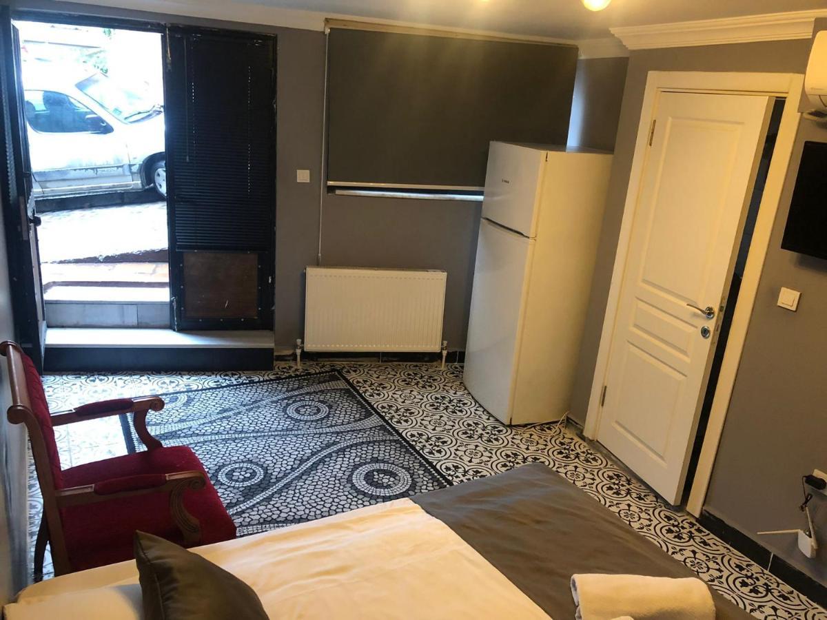 Apartamento - Sótano, edificio anexo