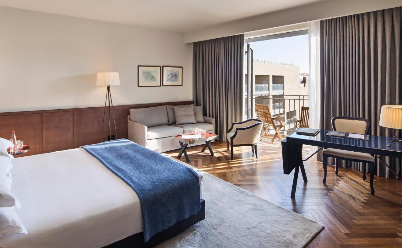 Alcove Deluxe Room with Balcony an Old City View,1190591116:JPEG