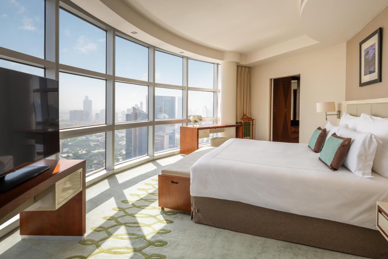Executive Suite Panoramic Skyline Views Airport Transfers Direct Connectivity to Museum of The Future Complimentary Signature Afternoon Tea Evening Sundowners Soft Refreshments Canapes,1190727676:JPEG