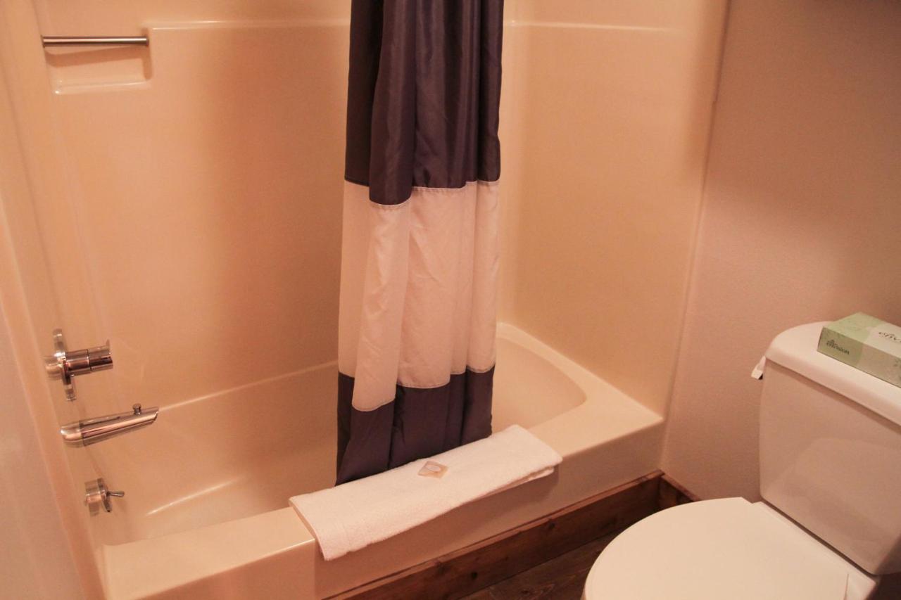 Deluxe Suite,1191615643:JPEG