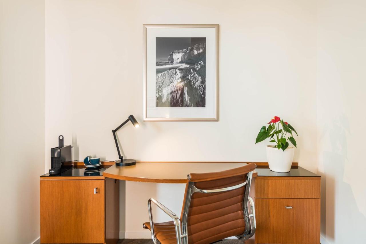 Superior King Room,1194769885:JPEG