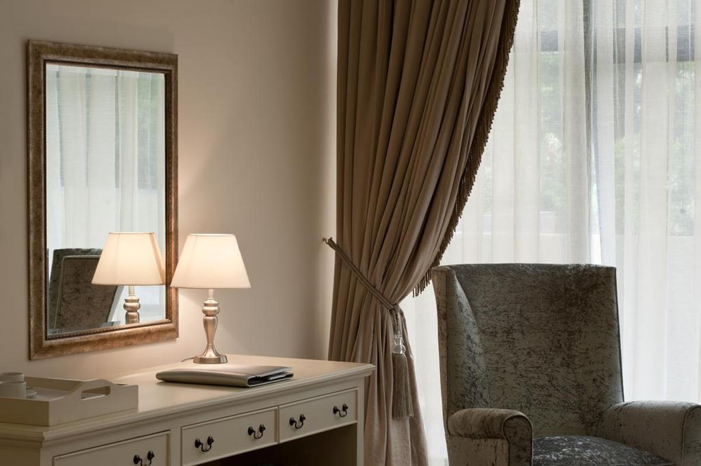 Executive Suite,119205723:JPEG