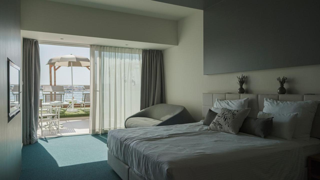 Triple Room Terrace Sea View