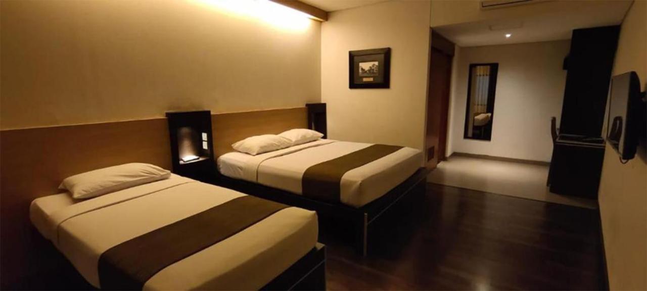 Superior Triple Room Room Only,1589491876:JPEG