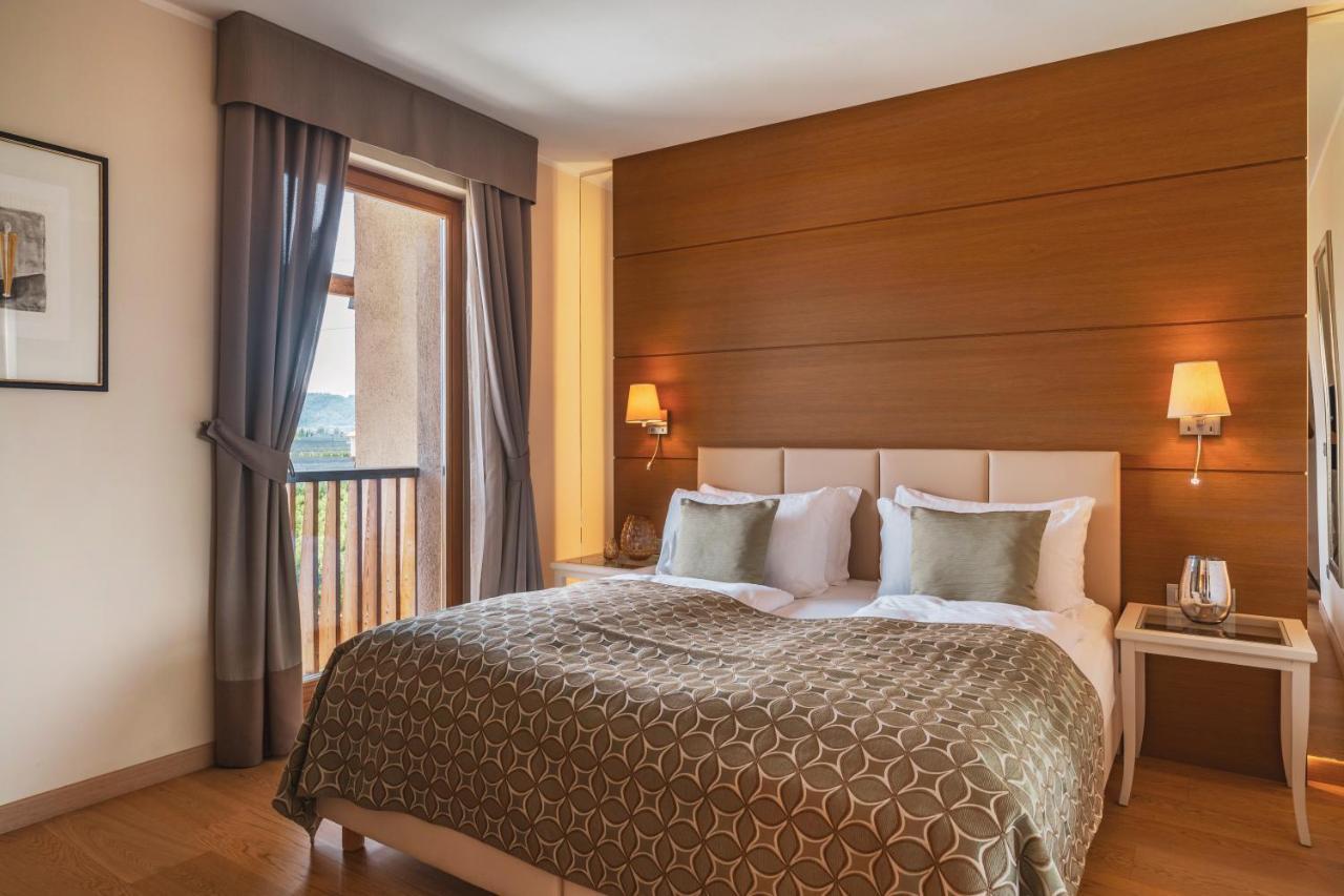 Junior Suite with Balcony,1200364699:JPEG