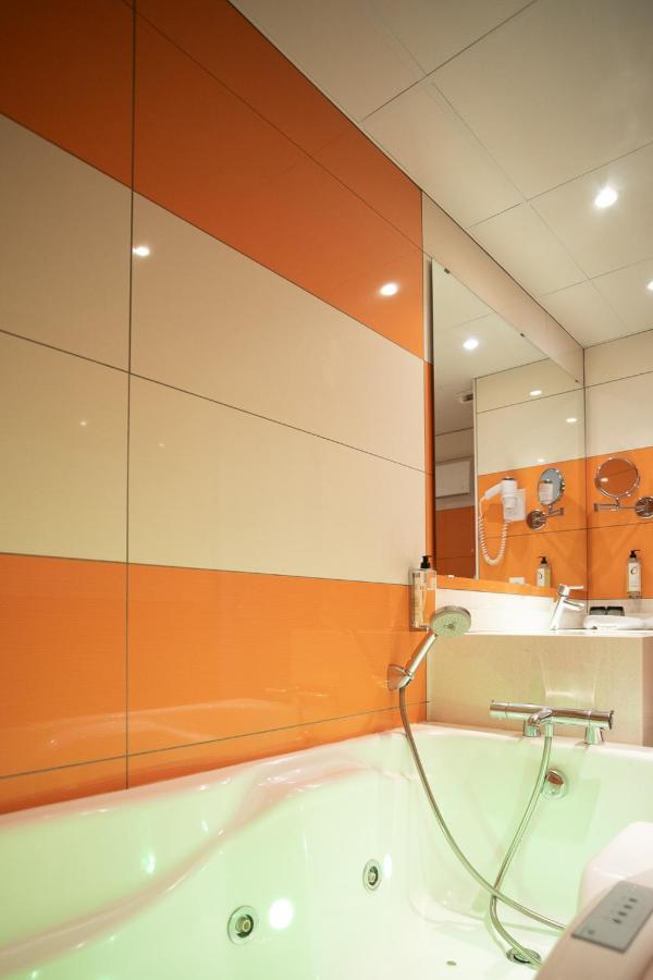 Chambre Double avec Jacuzzi