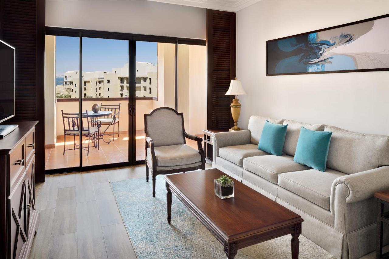 Executive Suite, 1 King,1356306038:JPEG