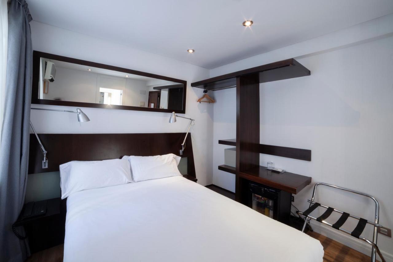 Interior Double Room