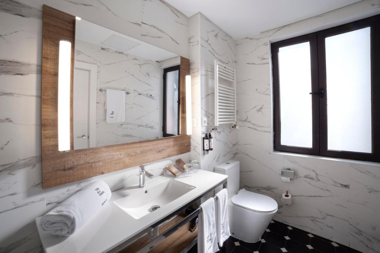 Interior Double Room