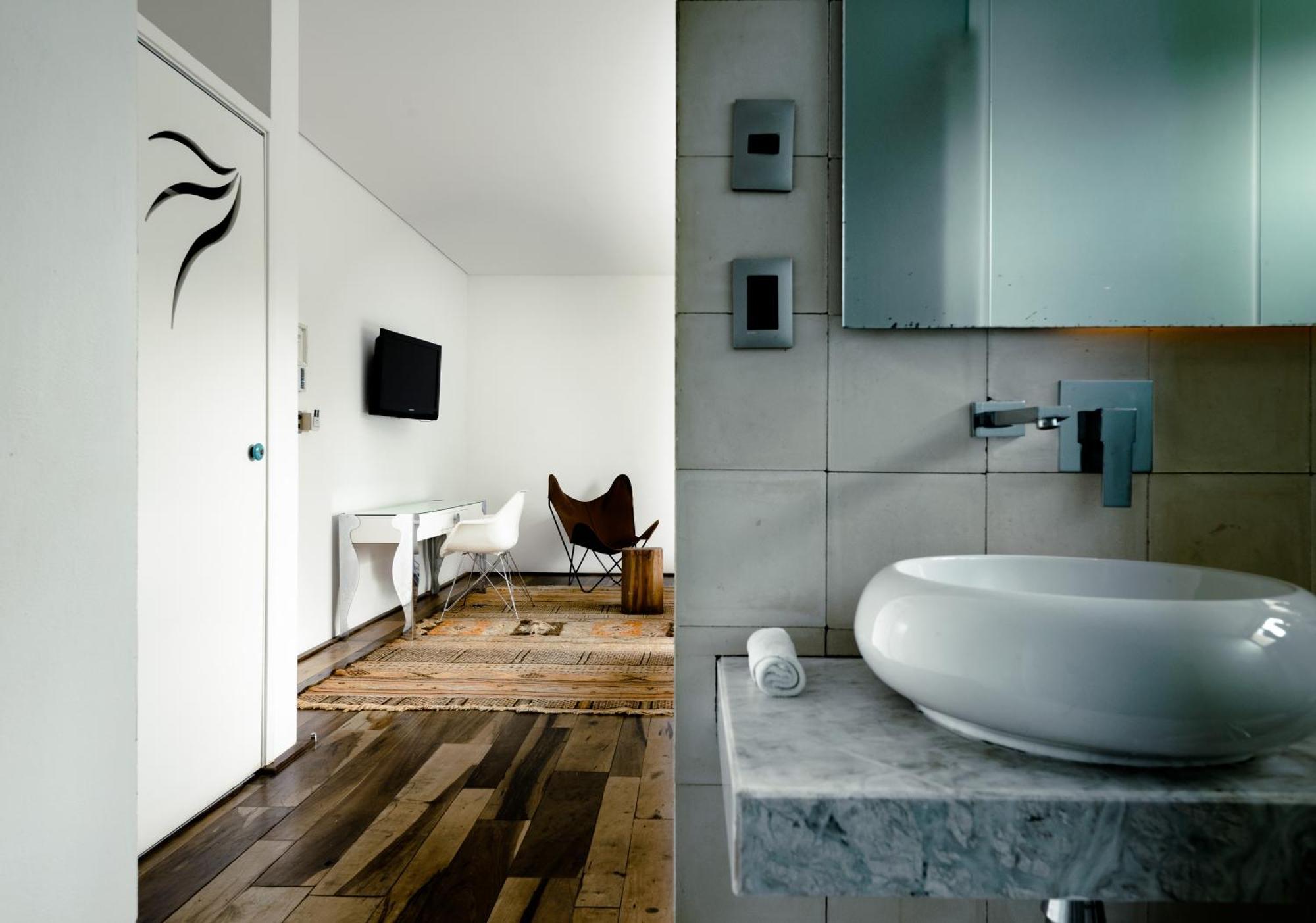 Standard Suite