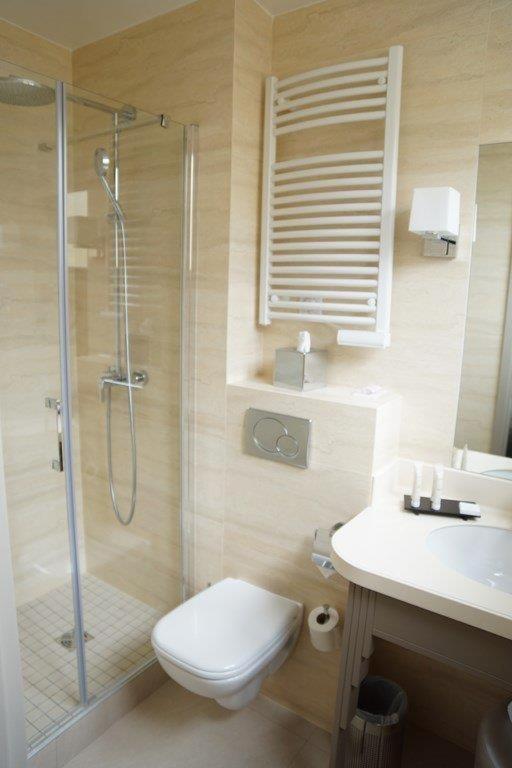 Double Room,1655267448:JPEG
