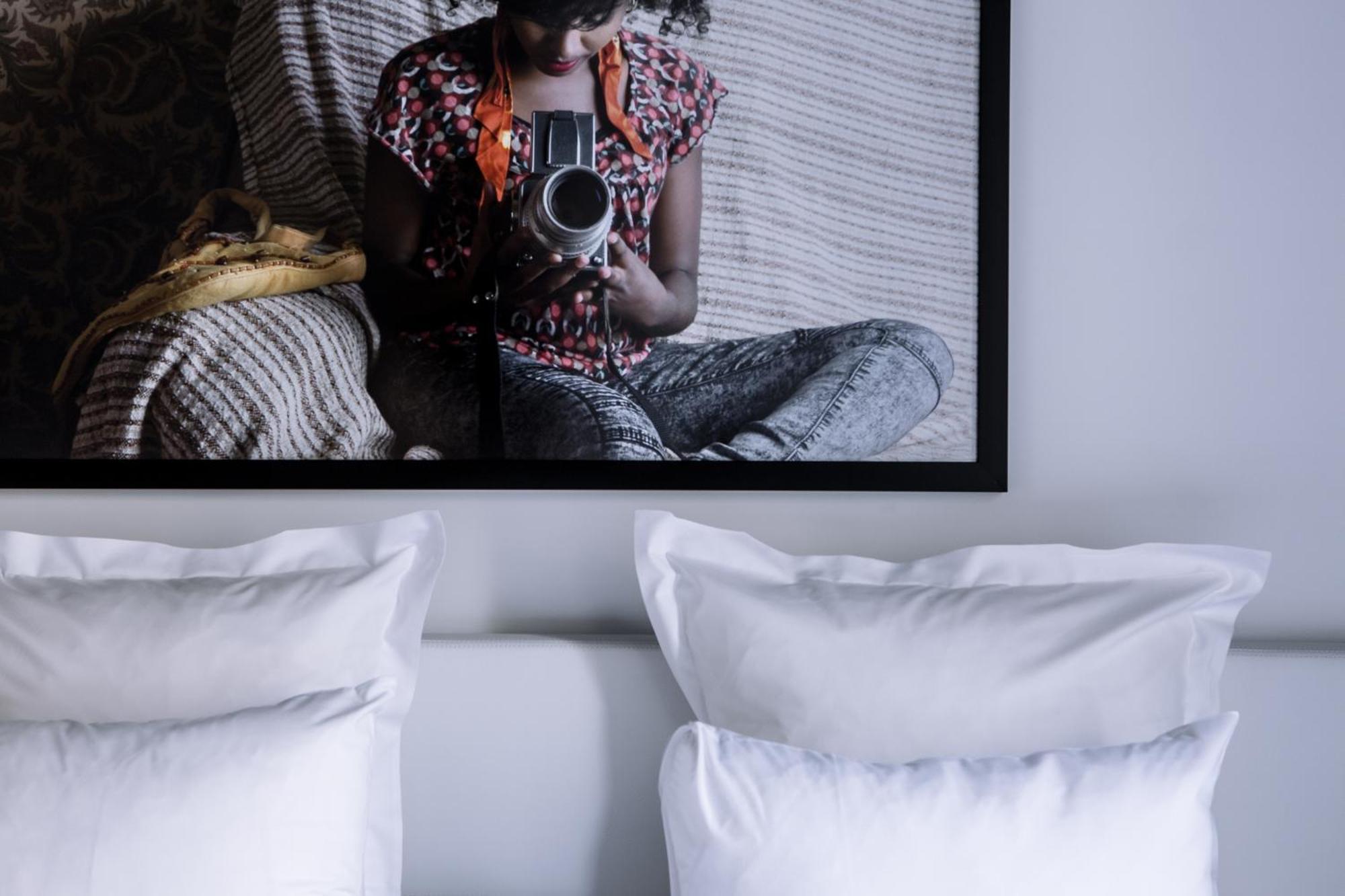 Suite,1208725036:JPEG