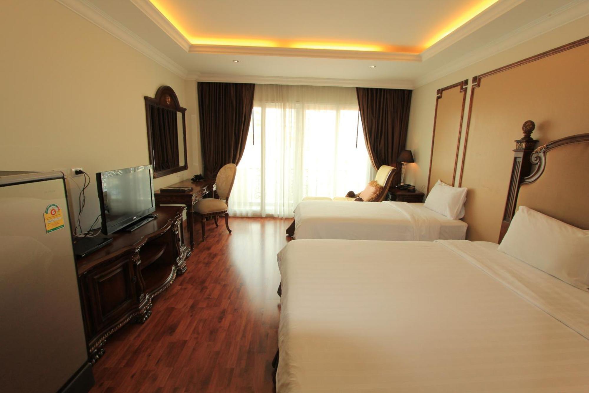 Superior Triple Room