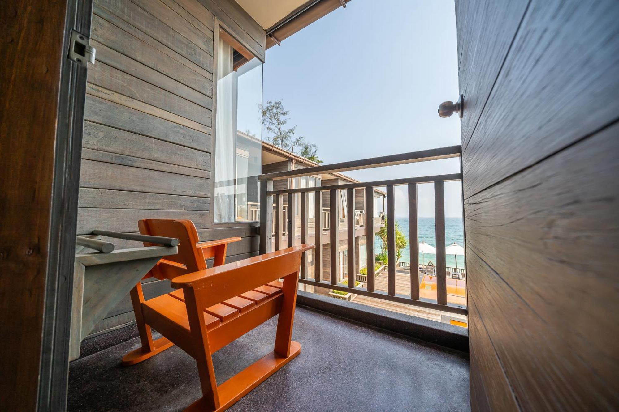Deluxe Double or Twin Room Sea View