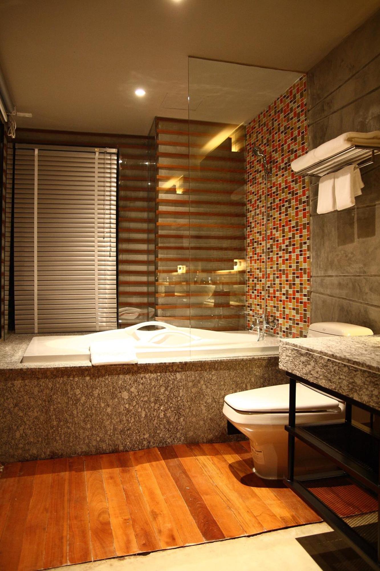 Premier Balcony Room