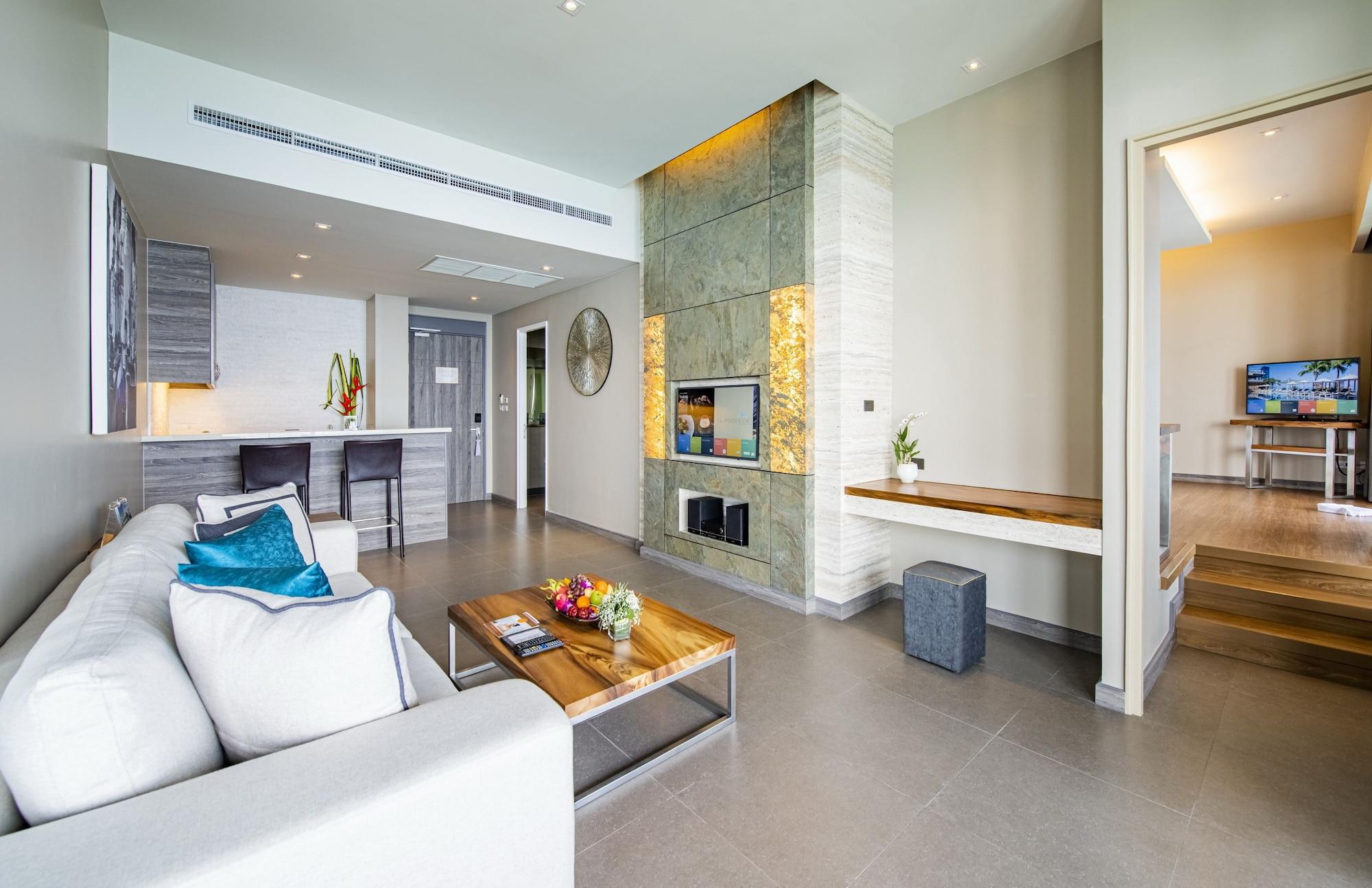 Executive Pool Penthouse Sea View